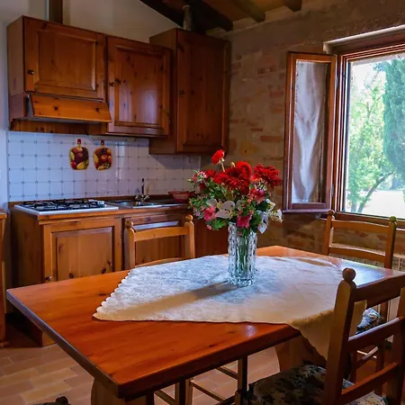 In With Garden And Pool Appartement *