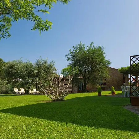 In With Garden And Pool Apartment Montaione